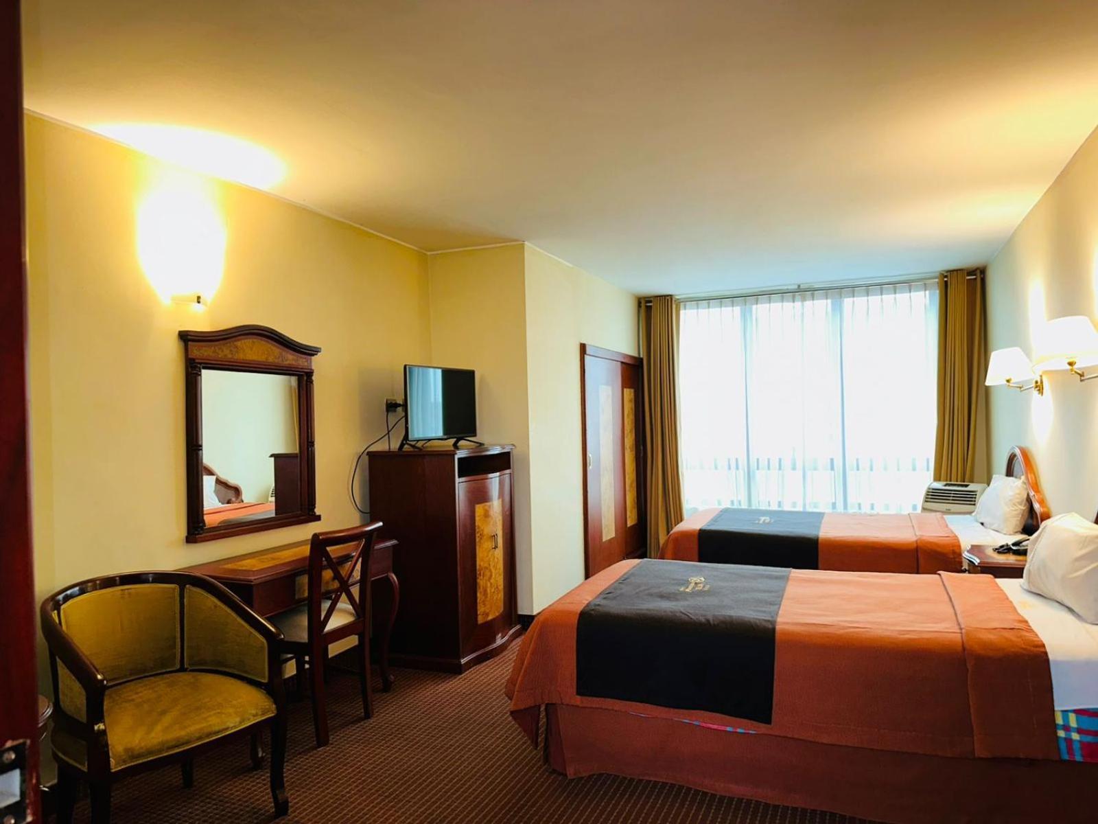 Hotel Continental ليما المظهر الخارجي الصورة